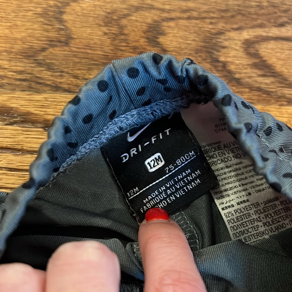 NWOT NIKE DREAM BIG ATHLETIC SET - SIZE 12M - Picture 6 of 6